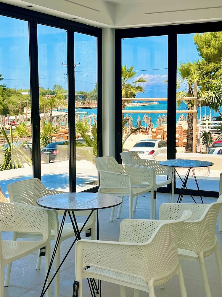 VILA PARK BUJARI 24/50