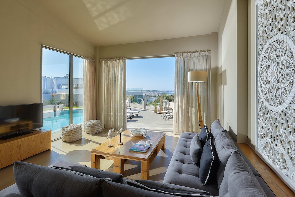 Grace Villas Collection Adult Only 18 + 127/149
