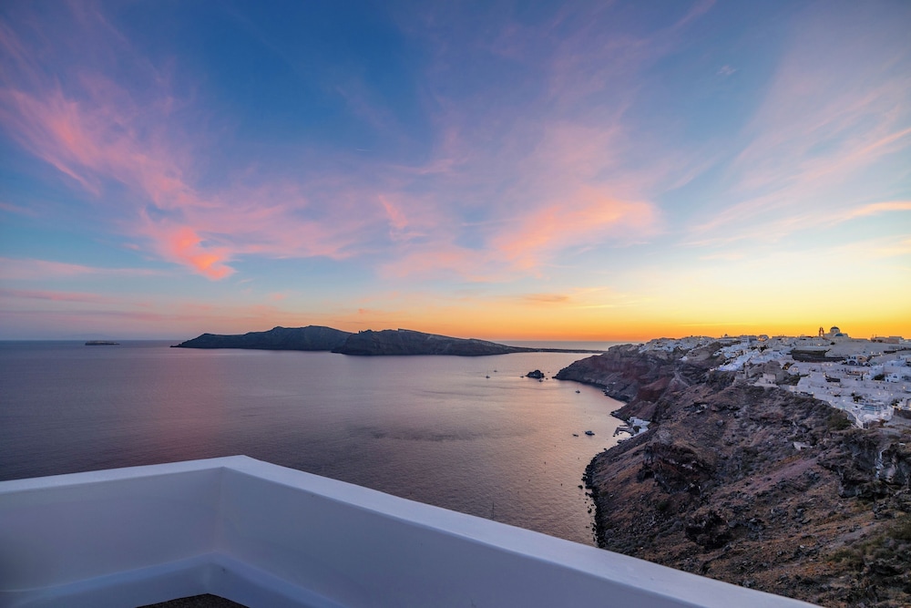 IKIES Santorini 46/50