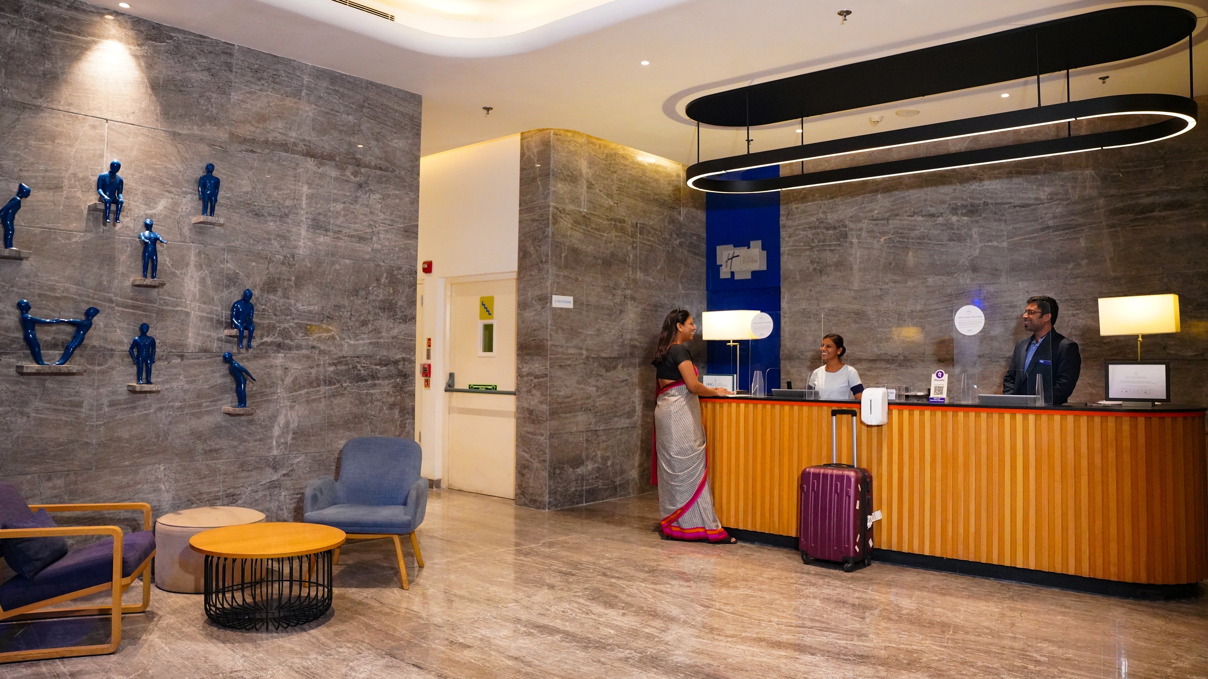 Holiday Inn Express Hyderabad Hitec City 10/76