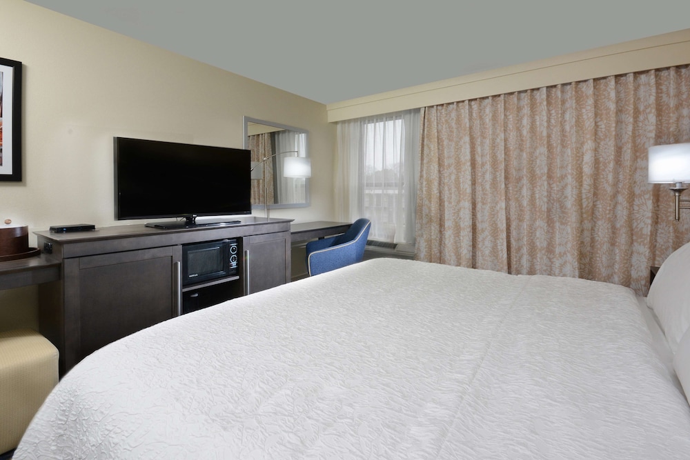 Hampton Inn Roxboro 19/47