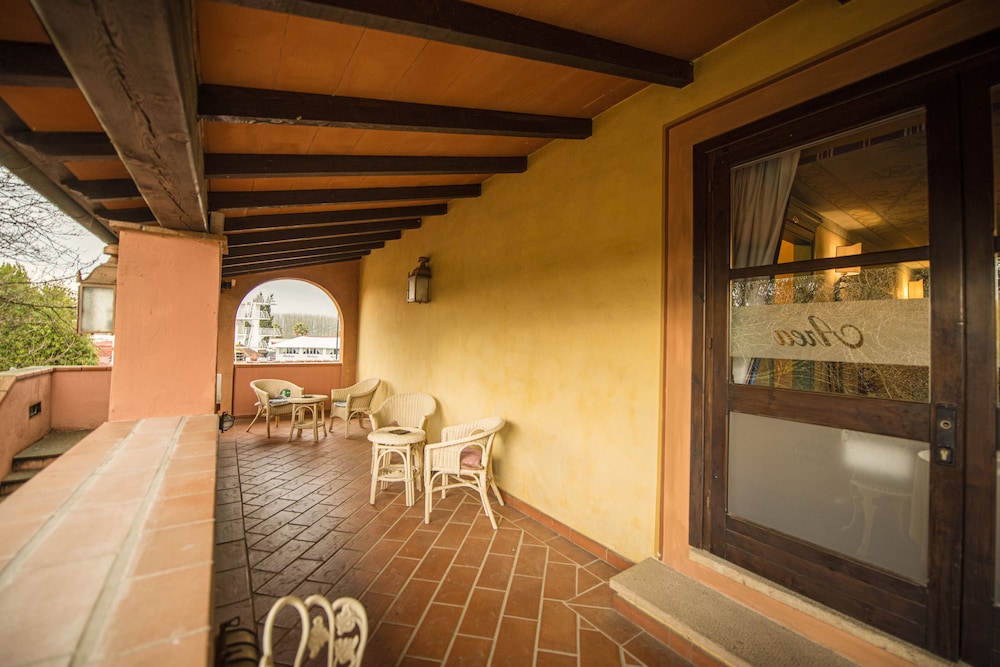 Boccaccio Hotel 33/65