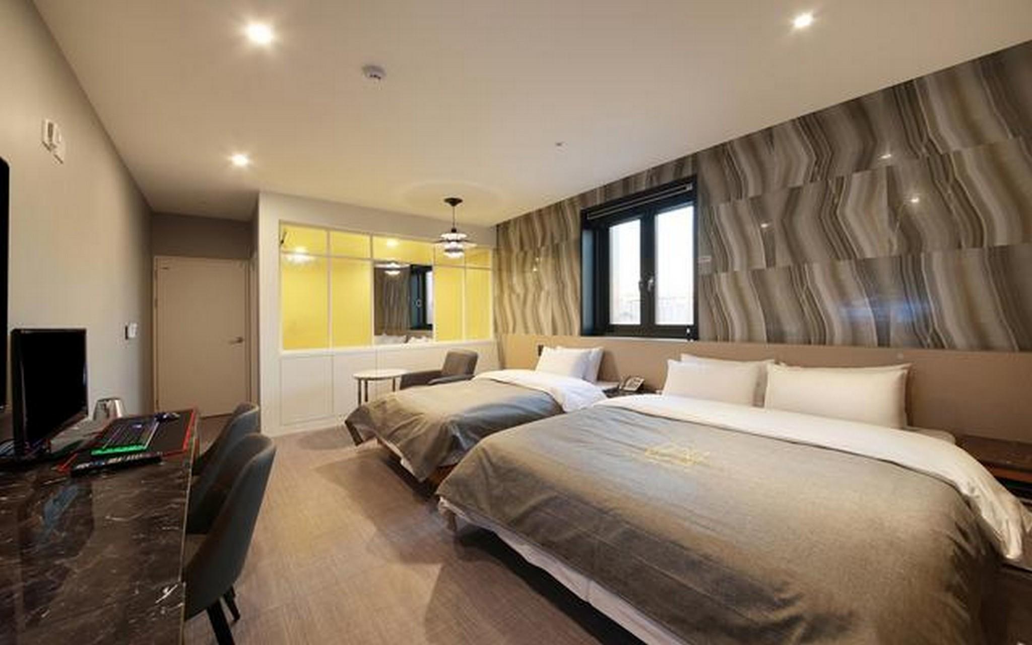 Premium, Twin Beds