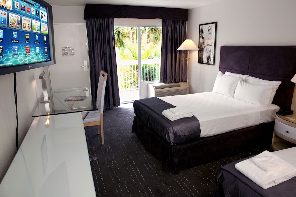 Floridian Hotel 26/71