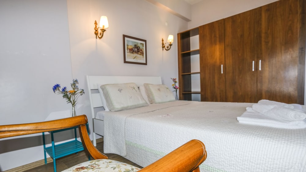 Karaburun Konak Hotel 13/50