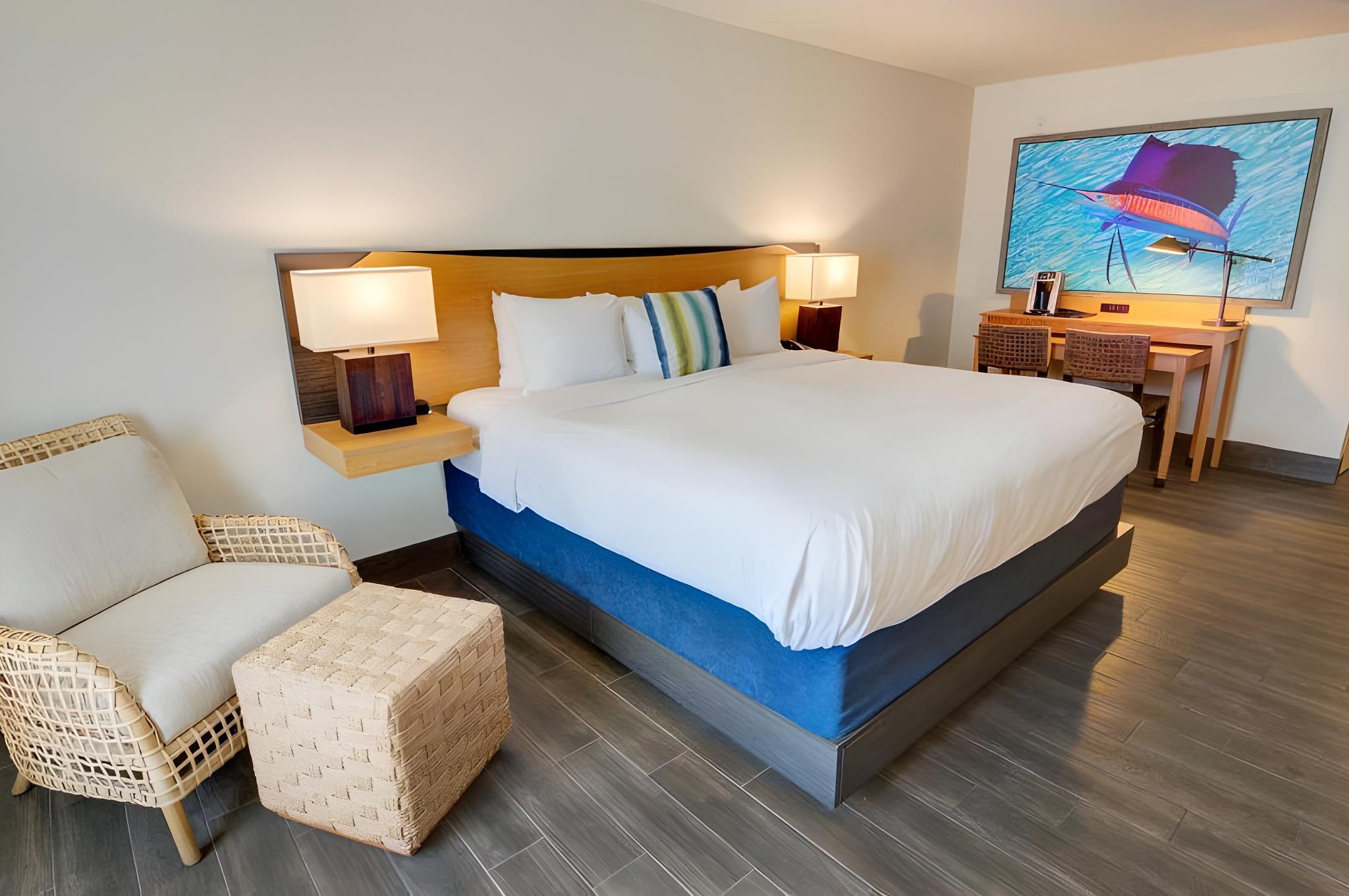 Guest Room, Standard