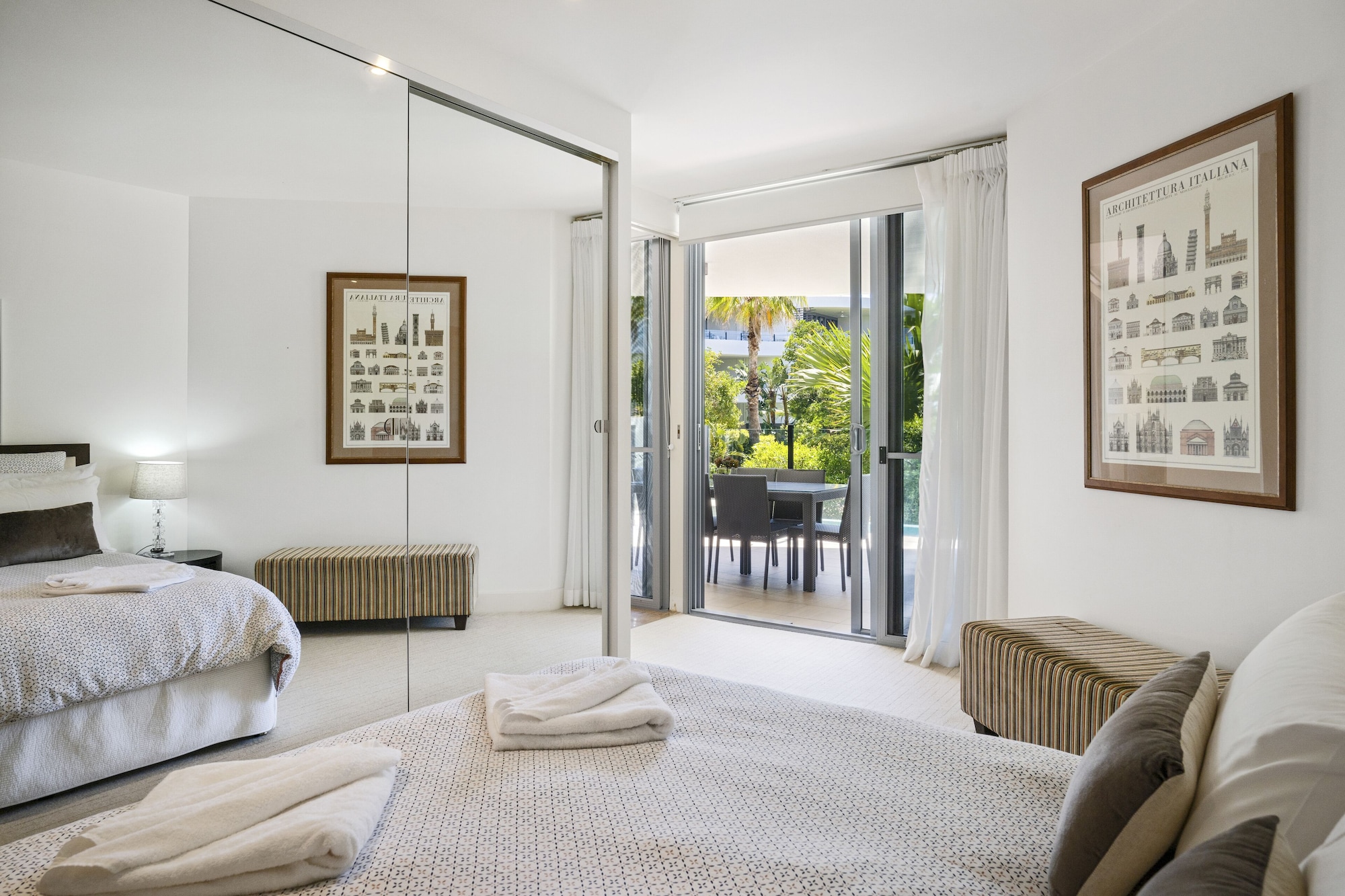 3 Bedrooms, Swim Up, Apartment, 2 Queen and Twin Beds