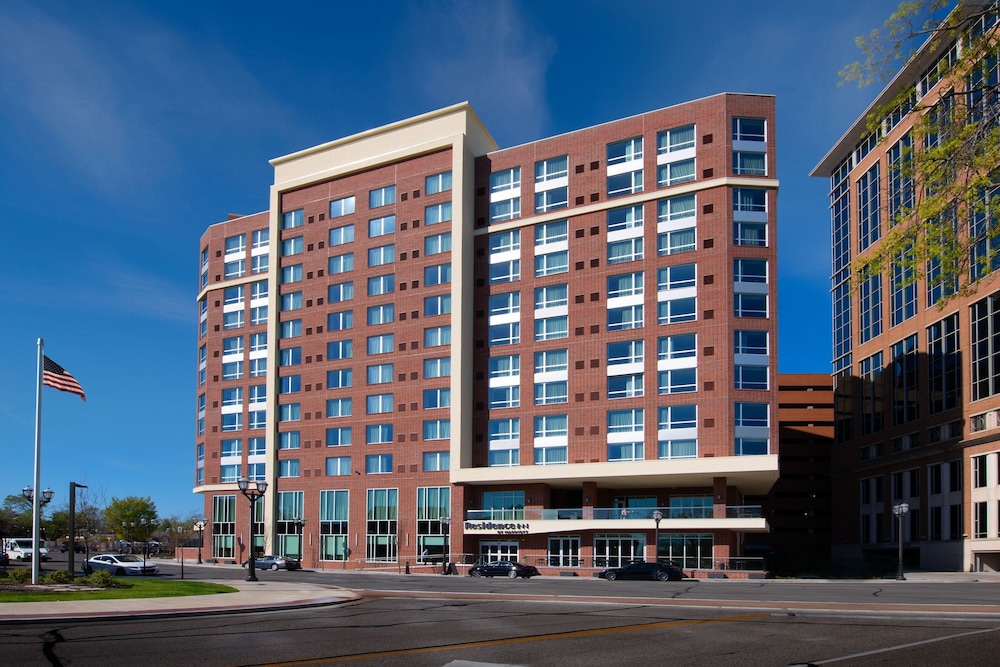 Residence Inn by Marriott St. Louis Clayton 2/33