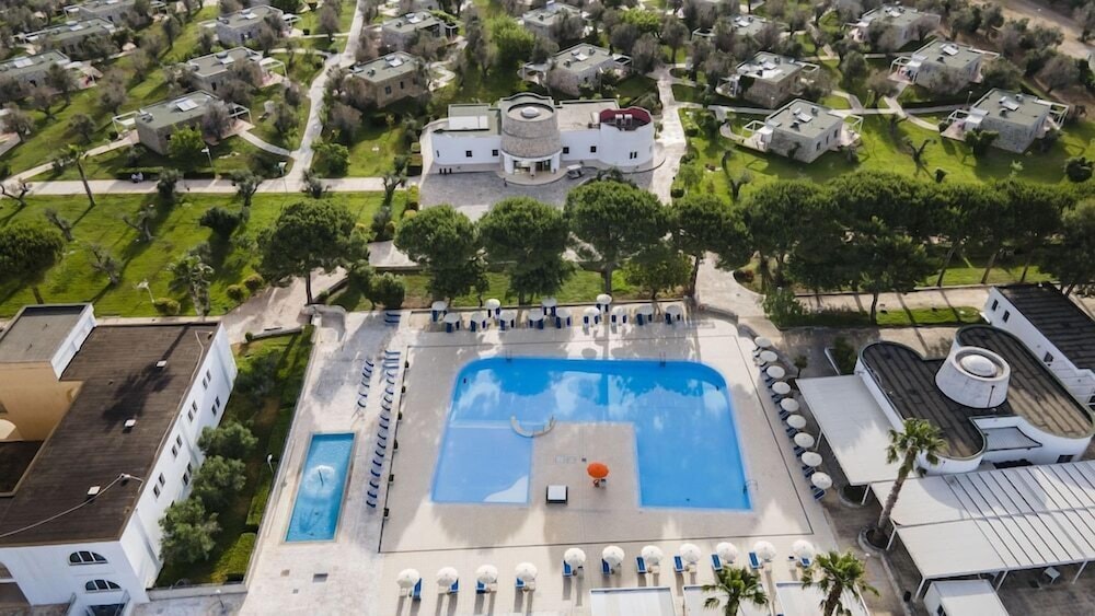 Dolmen Sport Resort 60/66