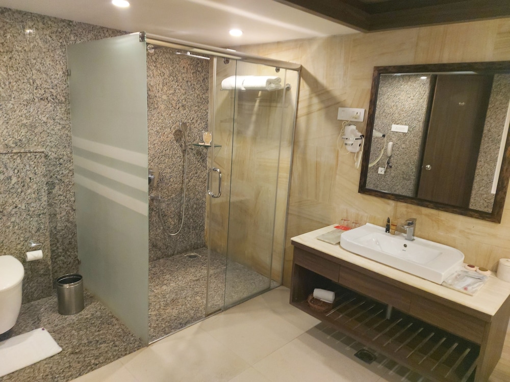 Welcomhotel by ITC Hotels, Kences Palm Beach 47/48
