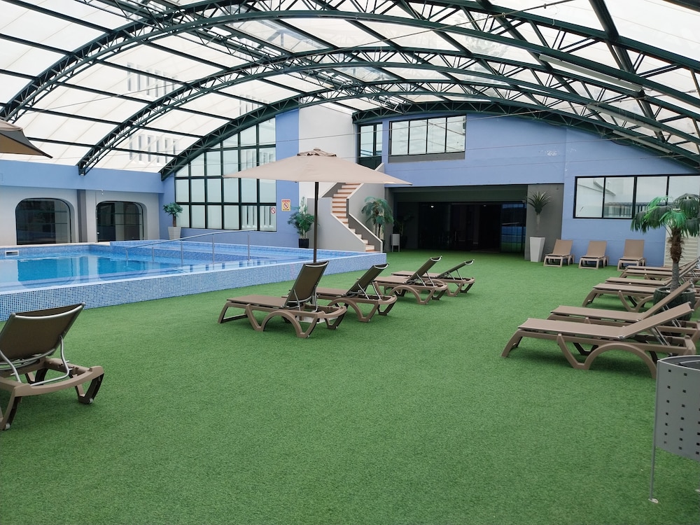 Hotel Navegadores 53/56