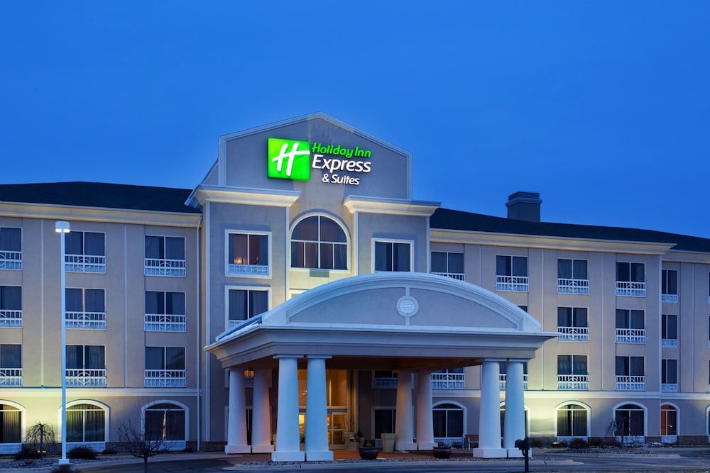 Holiday Inn Express Rockford Loves Park 1/65
