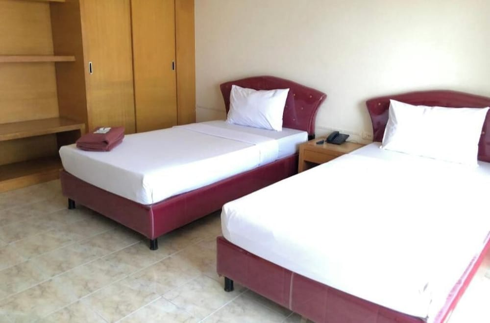 Pearl Place Hotel 25/48