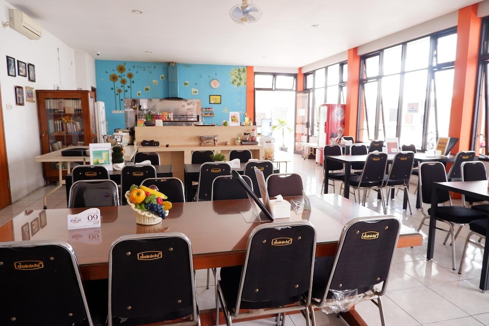 Hotel Netral Jombang 26/34