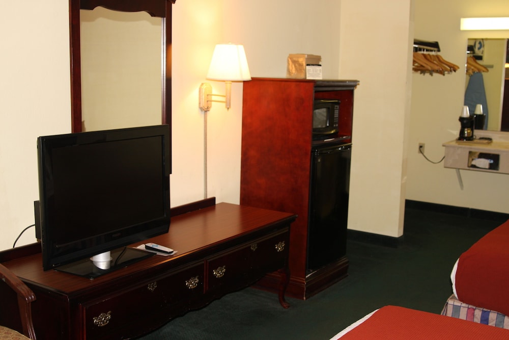 Best Inn Booneville 15/21