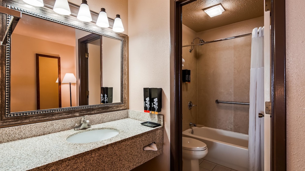 Best Western Bidarka Inn 10/43