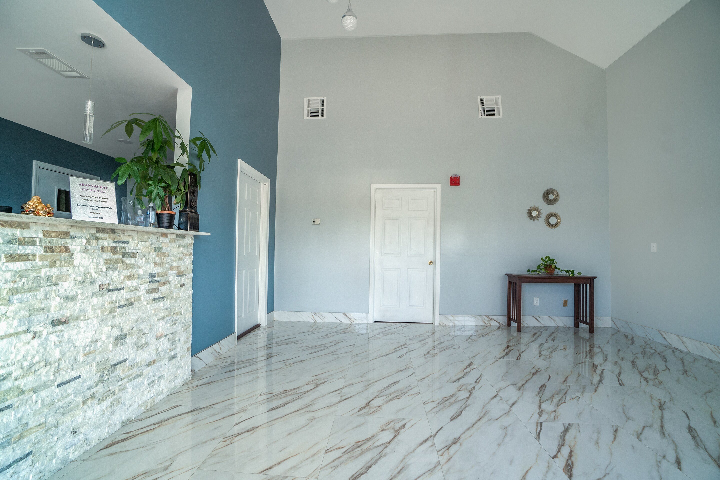 Lobby at Aransas Bay Inn and Suites Corpus Christi by OYO, ARANSAS PASS - TX