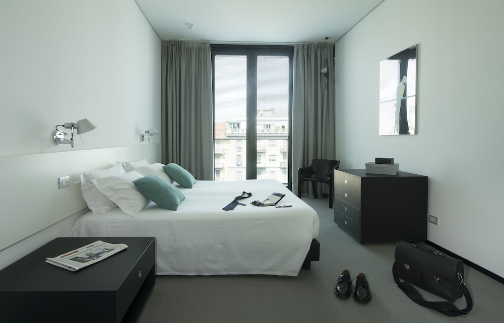 Duparc Contemporary Suites 22/73