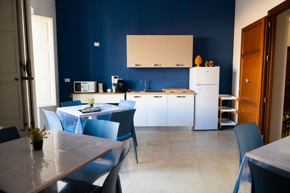 ZIBIBBO SUITES & ROOMS 59/76