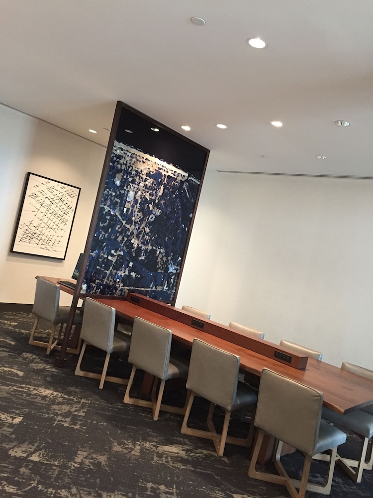 Hyatt Place Virginia Beach Town Center 50/52