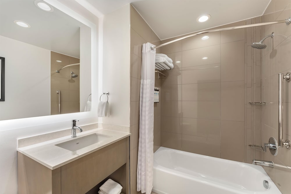 Hyatt House Orlando International Drive 57/60