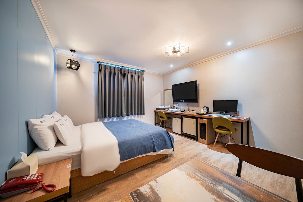 Ost Hotel 23/66