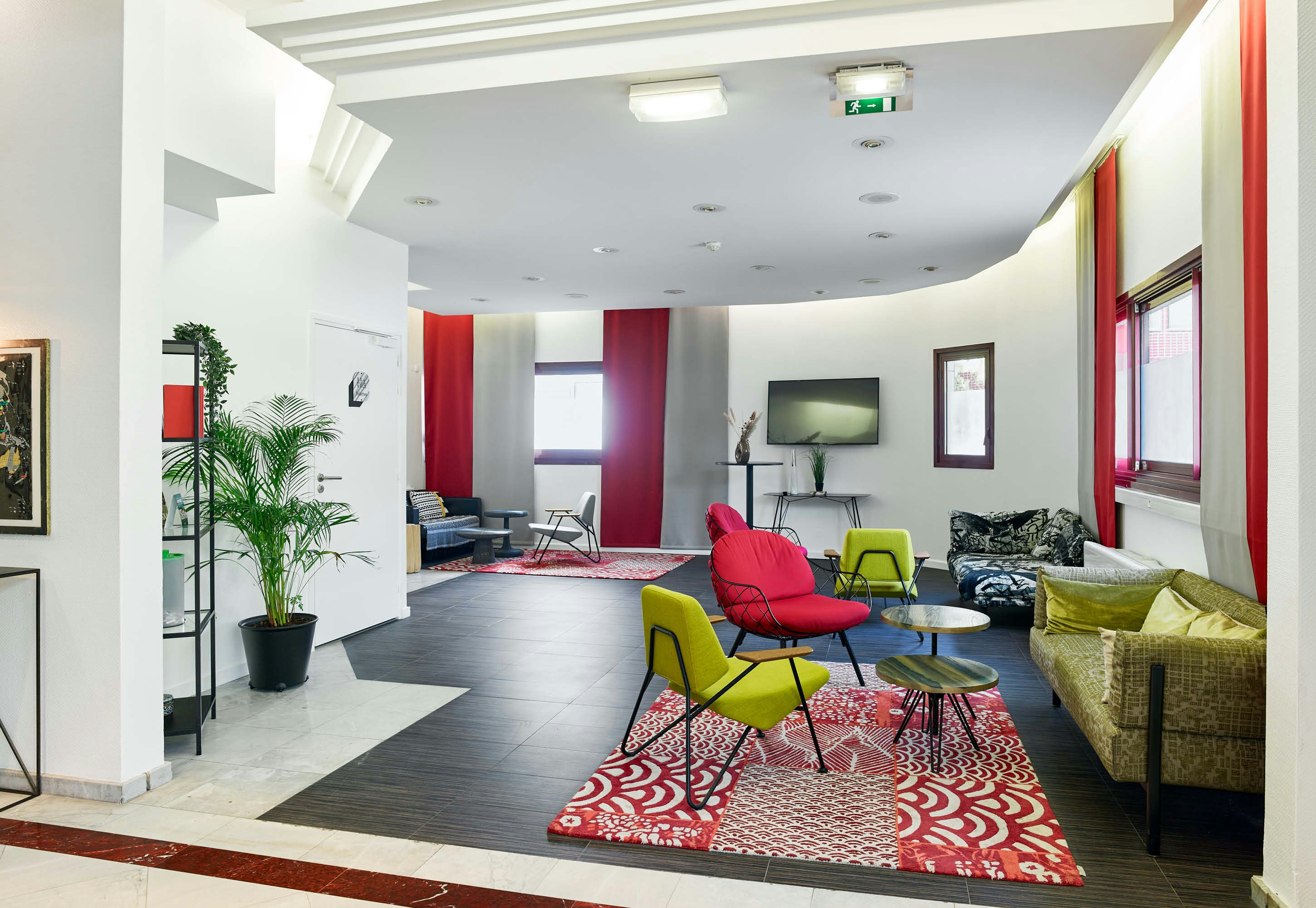 B&B Hotel Saint Quentin en Yvelines Centre Gare 16/32