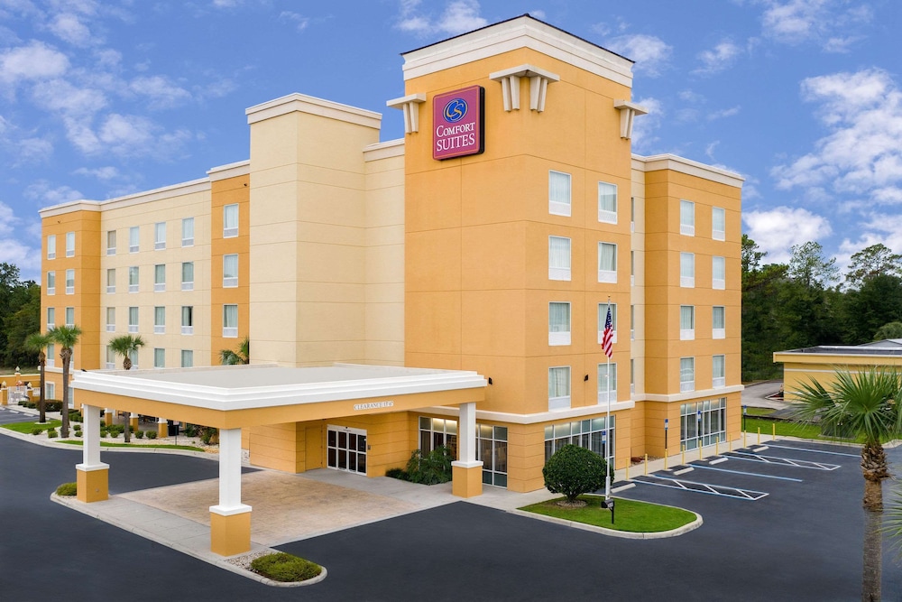 Comfort Suites Lake City 2/50
