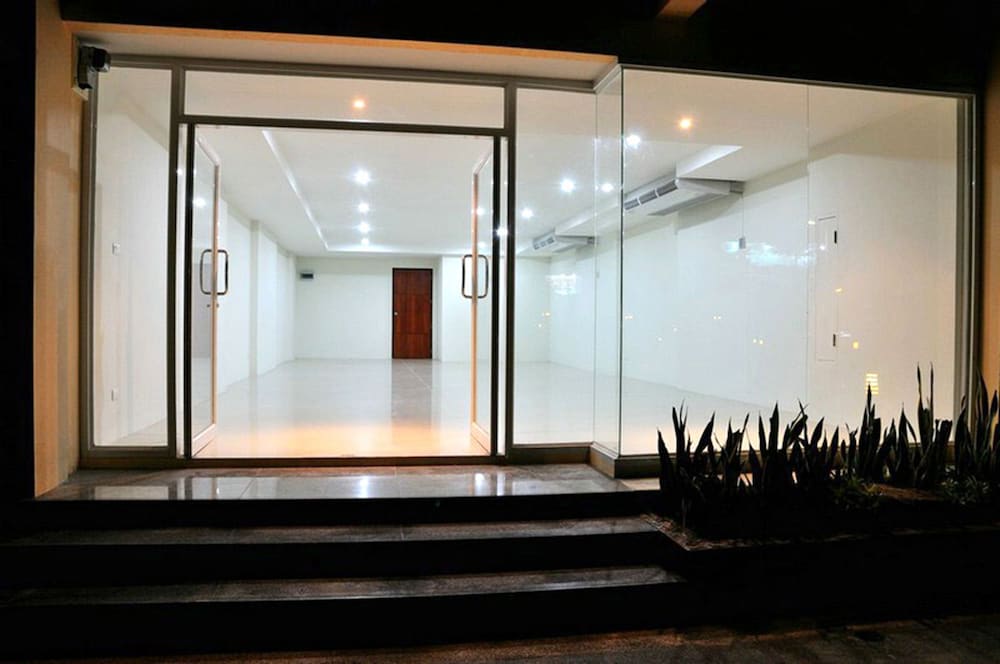 Boonjumnong Modern Apartment 22/27