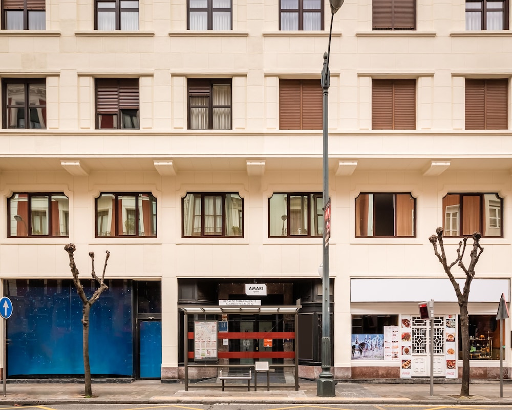 Cosmov Bilbao Hotel** in BILBAO