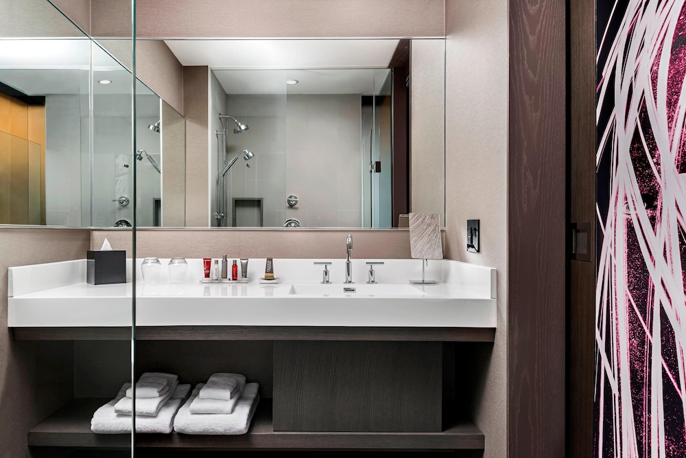 Toronto Marriott Markham 12/42
