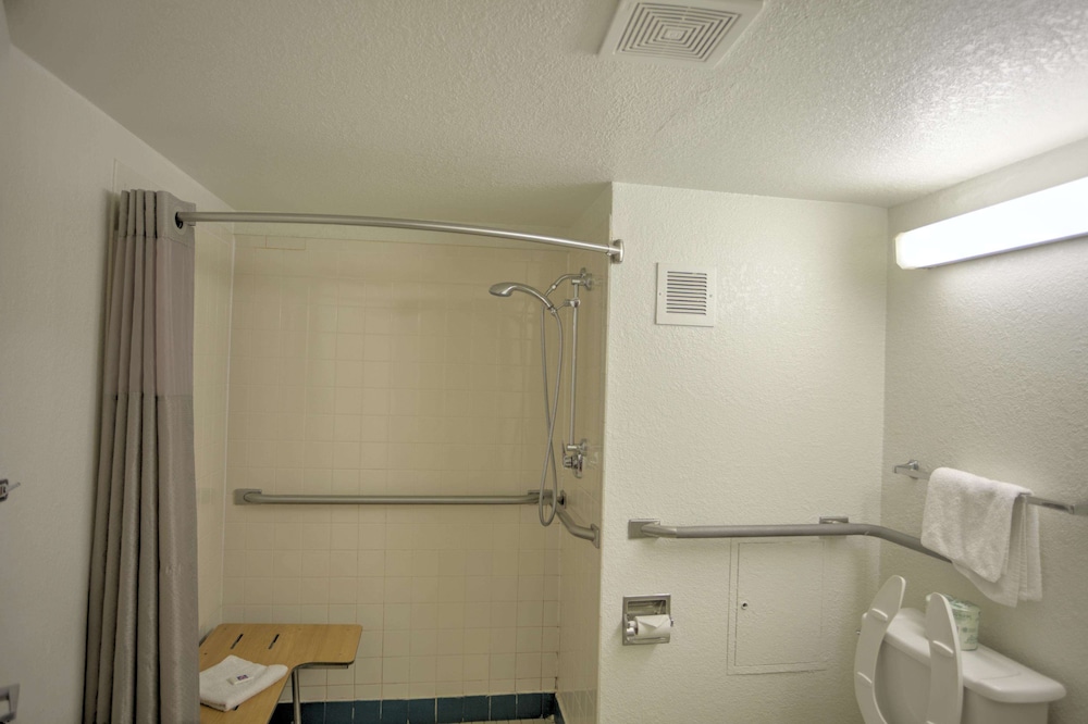 Motel6 Council Bluffs, IA - Omaha East 66/68