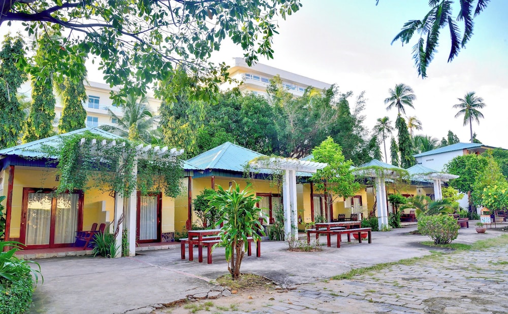 Thai Hoa Resort 8/75