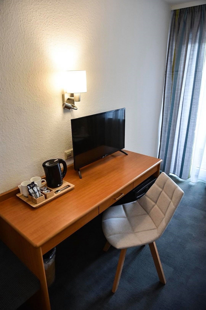 Martins Klause Airport Messe Hotel 28/36