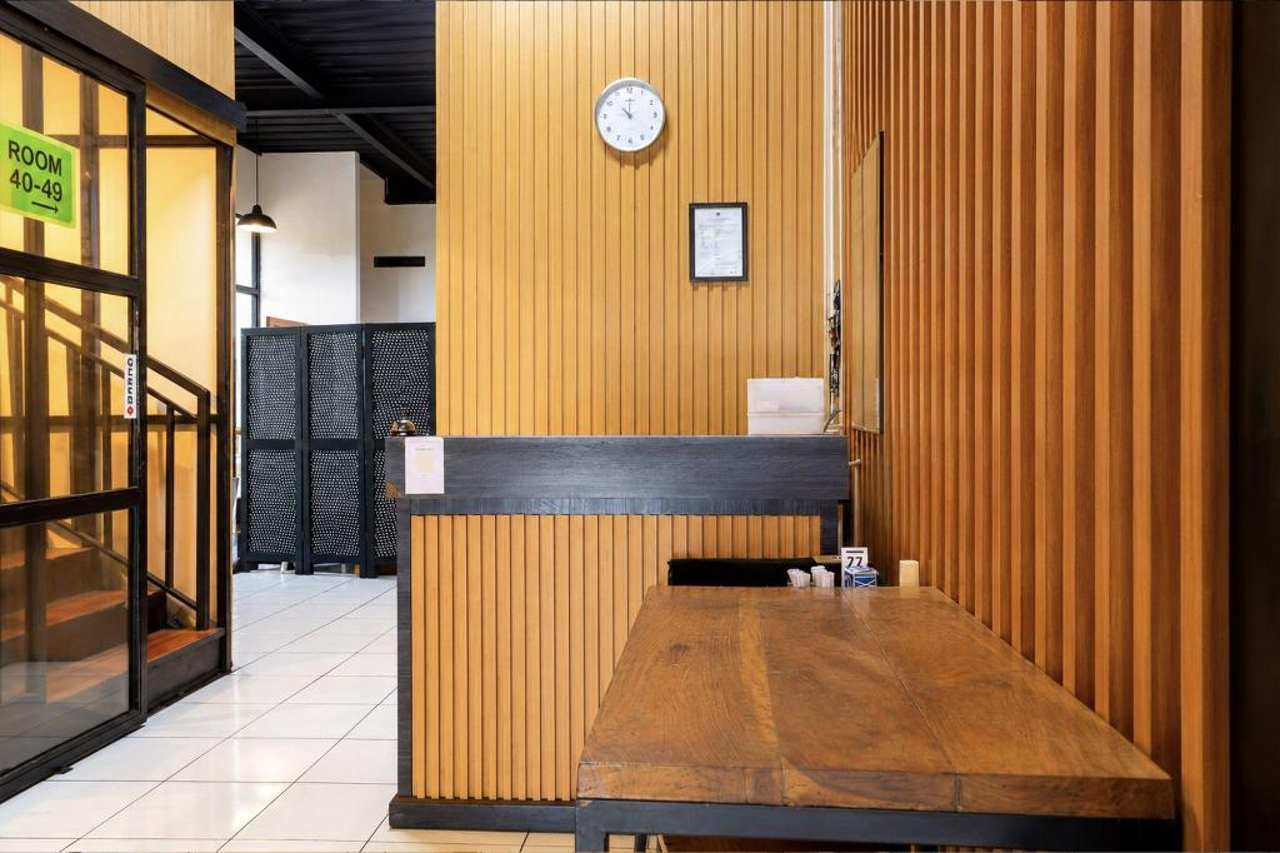 Lobby at Collection O near Cihampelas Walk formerly De Parleys Rooms, BANDUNG