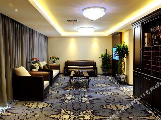 Four Seasons Apple Hotel (Beijing Wanda Plaza) 22/30