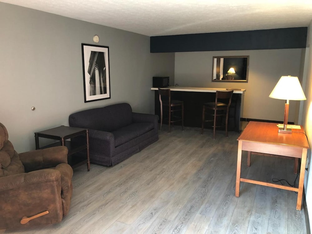 Springfield Inn TN 6/37