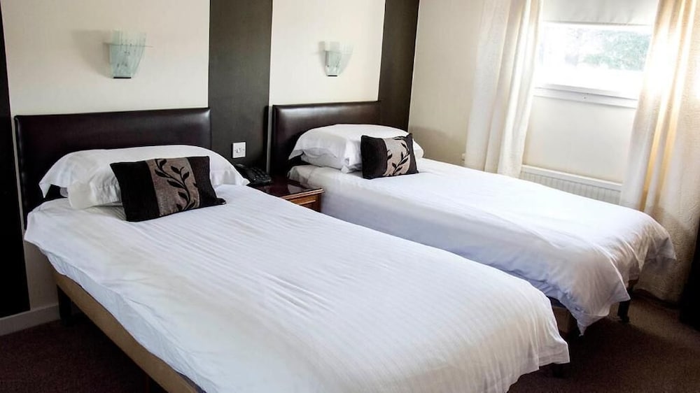 Avonbridge Hotel 10/34