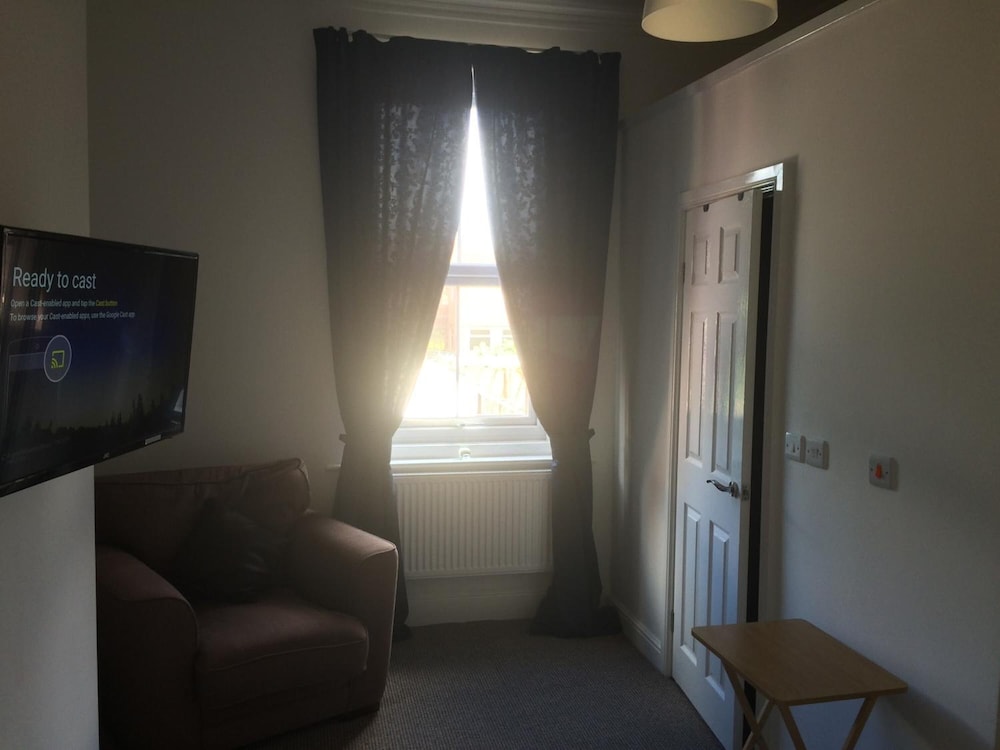 Regent Serviced Suites 16/26