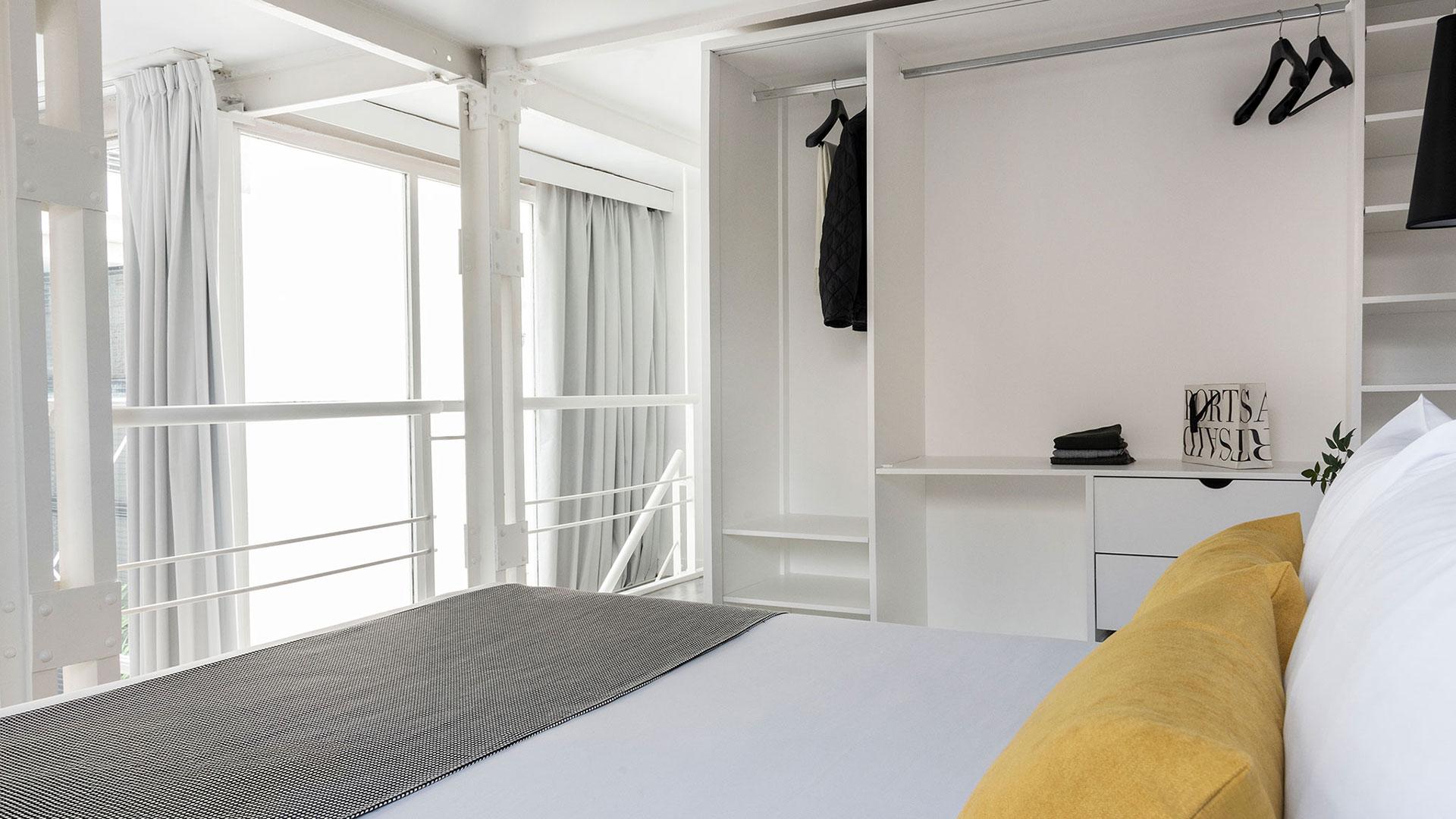 Loft, Standard, Sextuple, Living Area