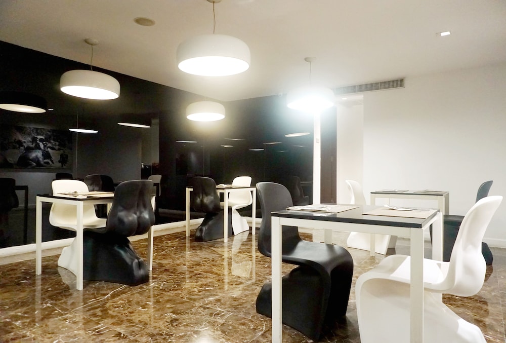 S33 Compact Sukhumvit Hotel 50/78