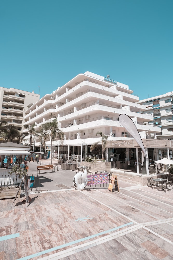 Puerto Azul Marbella 61/70