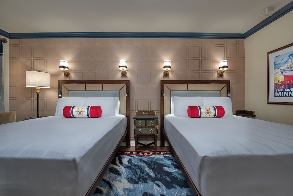 Disneys Yacht Club Resort 20/50