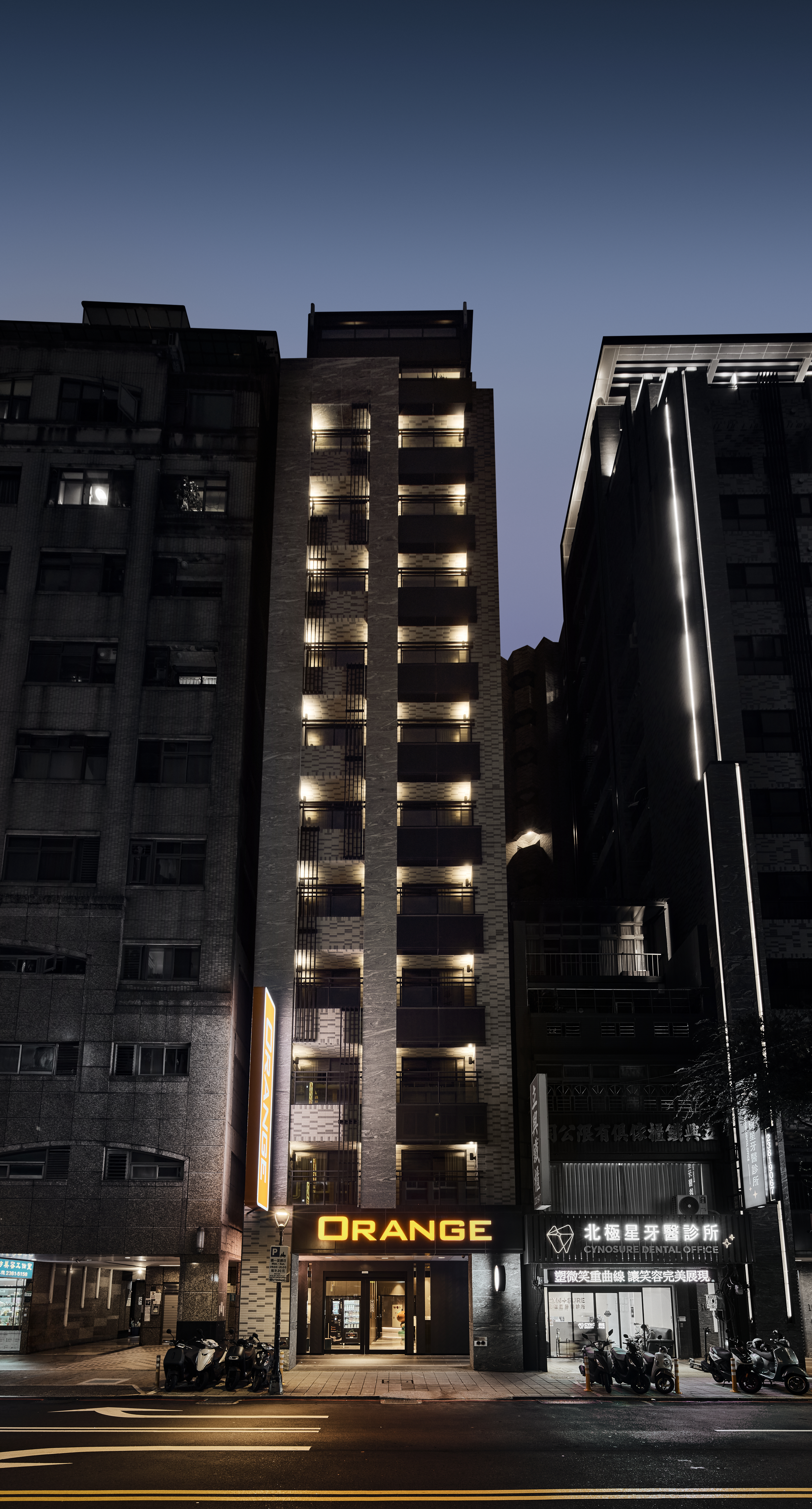 Orange Hotel Ximen Hanzhong 1/49