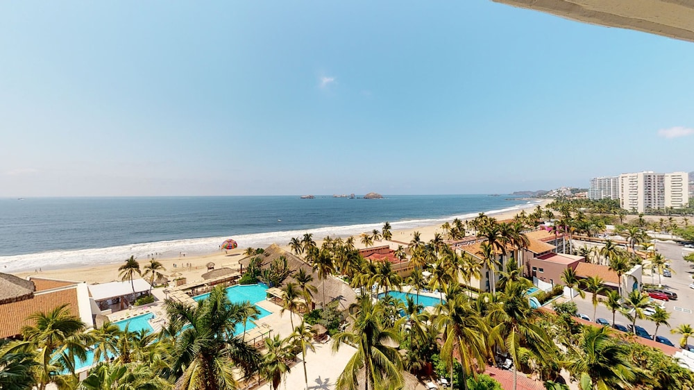 Park Royal Beach Ixtapa All Inclusive 68/69