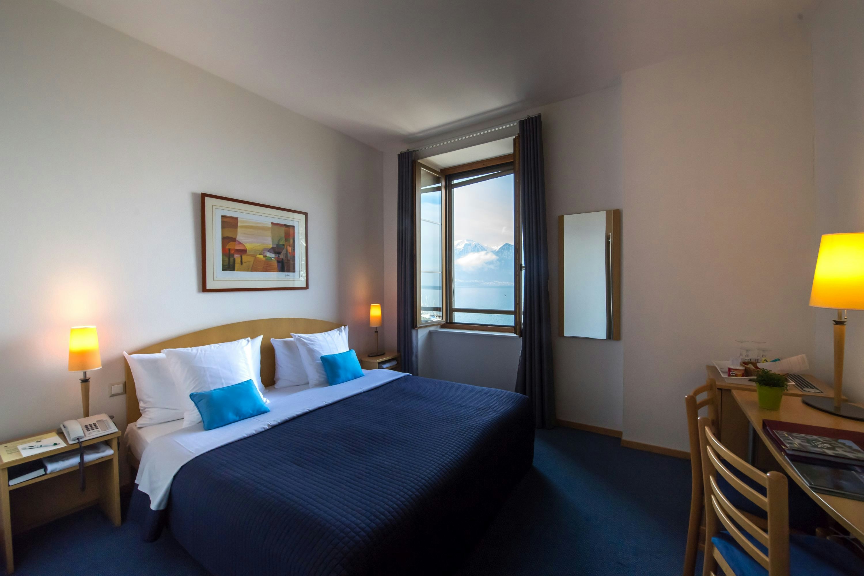 Hotel Bon Rivage 7/24