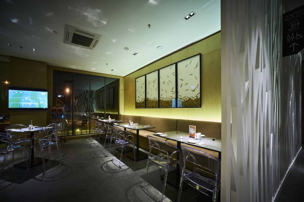 D'Sora Boutique Business Hotel 33/42