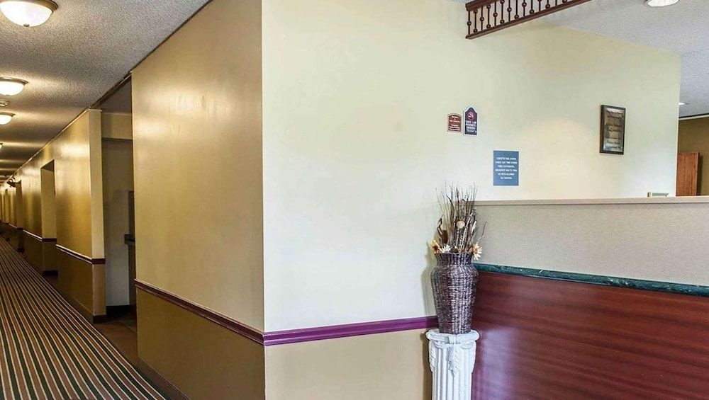 Econo Lodge Rockville 39/75