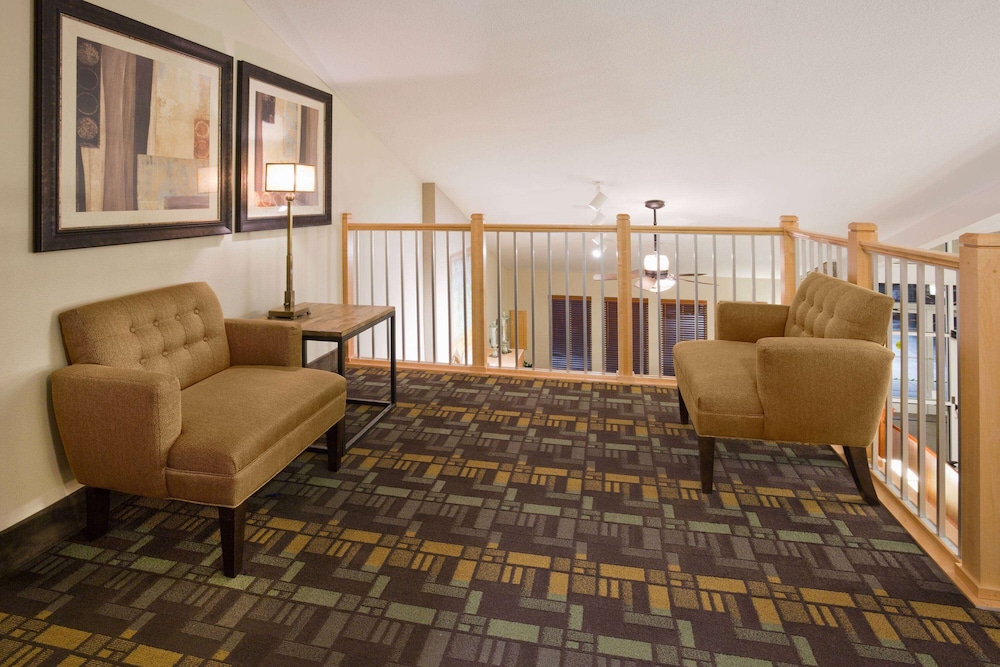 Americinn By Wyndham Osage 14/48