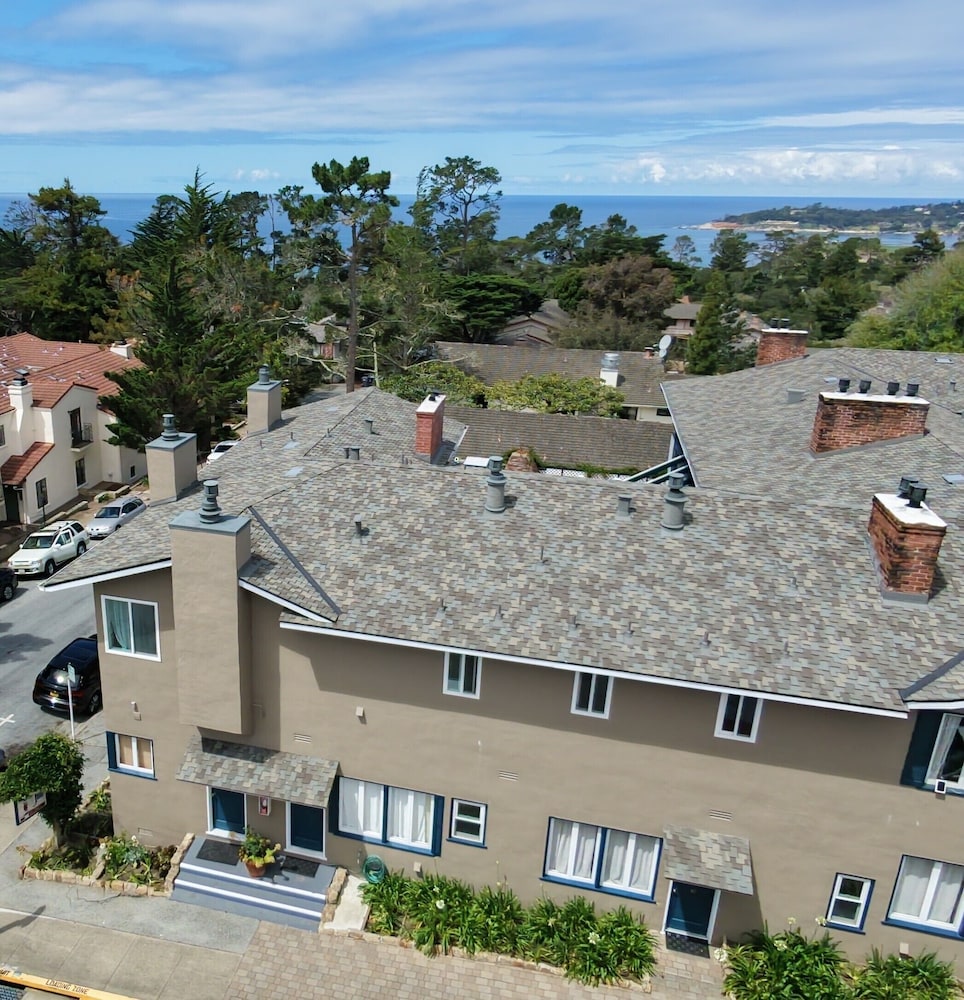 Carmel Wayfarer Inn 6/50